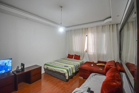 Casa à venda com 125m², 3 quartos e 2 vagas Casa à venda com 125m², 3 quartos e 2 vagasSala