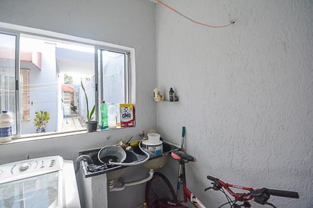 Casa à venda com 125m², 3 quartos e 2 vagas Casa à venda com 125m², 3 quartos e 2 vagasÁrea de Serviço