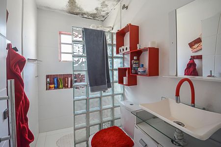 Casa à venda com 125m², 3 quartos e 2 vagas Casa à venda com 125m², 3 quartos e 2 vagasBanheiro