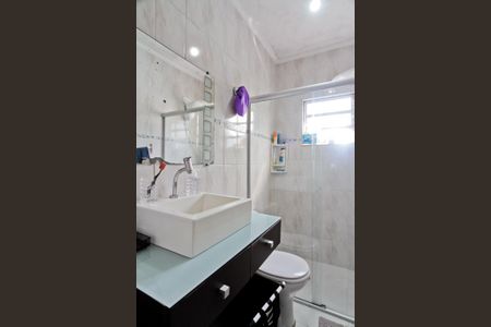 Casa à venda com 118m², 2 quartos e 2 vagasBanheiro