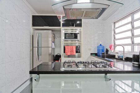 Casa à venda com 118m², 2 quartos e 2 vagasCozinha