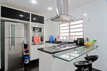 Casa à venda com 118m², 2 quartos e 2 vagasCozinha