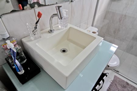 Casa à venda com 118m², 2 quartos e 2 vagasBanheiro