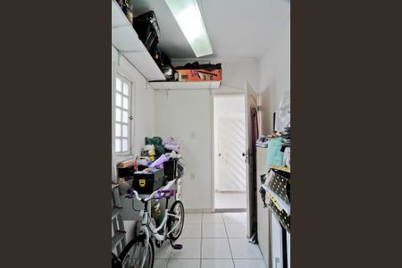 Casa à venda com 118m², 2 quartos e 2 vagasQuarto de Serviço