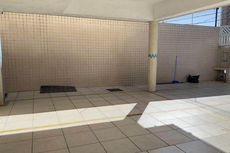 Apartamento para alugar com 50m², 1 quarto e 1 vaga Apartamento para alugar com 50m², 1 quarto e 1 vagaGaragem