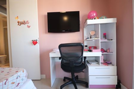 Apartamento à venda com 77m², 3 quartos e 1 vagaQuarto 2