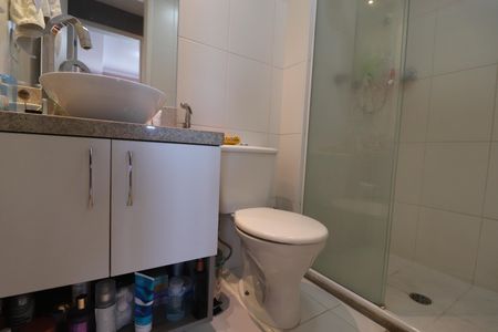 Apartamento à venda com 77m², 3 quartos e 1 vagaBanheiro Social