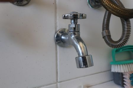 Apartamento à venda com 77m², 3 quartos e 1 vagaÁrea de Serviço