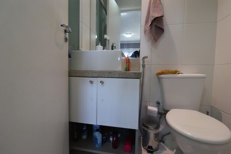 Apartamento à venda com 77m², 3 quartos e 1 vagaBanheiro da Suíte