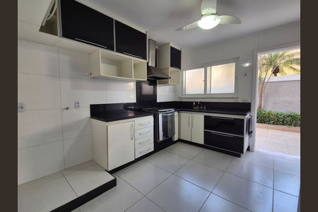 Cozinha de casa de condomínio à venda com 4 quartos, 297m² em Vargem Pequena, Rio de Janeiro