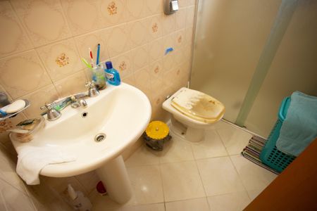 Casa à venda com 99m², 3 quartos e sem vagaBanheiro