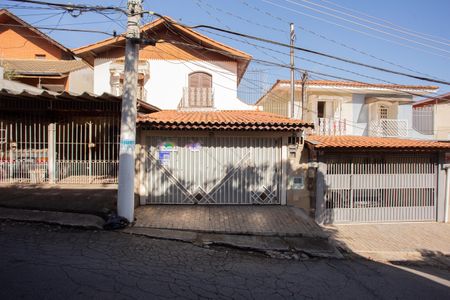 Casa à venda com 99m², 3 quartos e sem vagaFachada