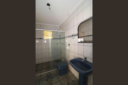 Casa para alugar com 250m², 6 quartos e 4 vagas Casa para alugar com 250m², 6 quartos e 4 vagasBanheiro Social - Casa 2