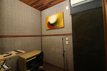 Casa para alugar com 250m², 6 quartos e 4 vagas Casa para alugar com 250m², 6 quartos e 4 vagasQuarto 2 - Casa 3