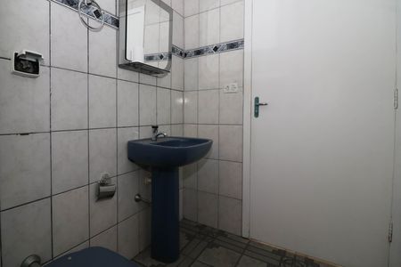 Casa para alugar com 250m², 6 quartos e 4 vagas Casa para alugar com 250m², 6 quartos e 4 vagasBanheiro Social - Casa 2