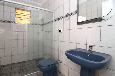 Casa para alugar com 250m², 6 quartos e 4 vagas Casa para alugar com 250m², 6 quartos e 4 vagasBanheiro Social - Casa 2
