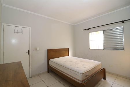 Casa para alugar com 250m², 6 quartos e 4 vagas Casa para alugar com 250m², 6 quartos e 4 vagasQuarto 1