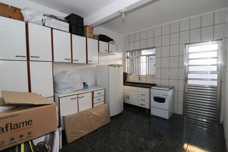 Casa para alugar com 250m², 6 quartos e 4 vagas Casa para alugar com 250m², 6 quartos e 4 vagasCozinha - Casa 3