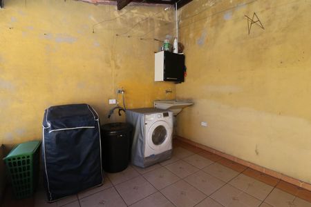 Casa para alugar com 250m², 6 quartos e 4 vagas Casa para alugar com 250m², 6 quartos e 4 vagasÁrea de Serviço