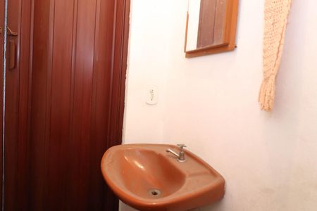 Casa para alugar com 250m², 6 quartos e 4 vagas Casa para alugar com 250m², 6 quartos e 4 vagasBanheiro de serviço - Casa 3