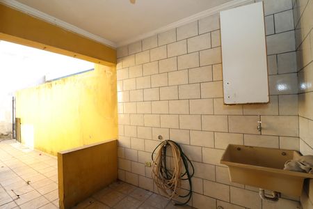 Casa para alugar com 250m², 6 quartos e 4 vagas Casa para alugar com 250m², 6 quartos e 4 vagasÁrea de Serviço - Casa 2
