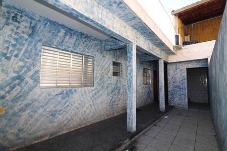 Casa para alugar com 250m², 6 quartos e 4 vagas Casa para alugar com 250m², 6 quartos e 4 vagasCasa 3 - Edícula