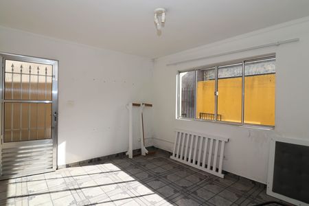 Casa para alugar com 250m², 6 quartos e 4 vagas Casa para alugar com 250m², 6 quartos e 4 vagasSala - Casa 2