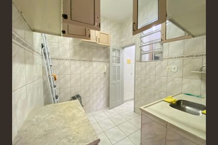 Apartamento à venda com 62m², 2 quartos e sem vagaCozinha