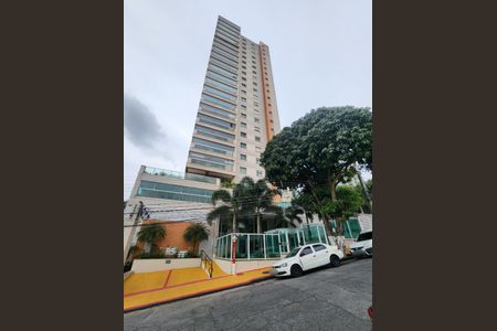 Apartamento à venda com 136m², 3 quartos e 4 vagasFachada
