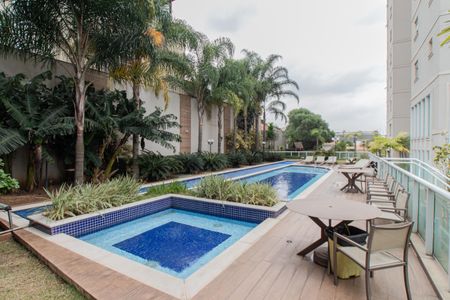 Apartamento à venda com 136m², 3 quartos e 4 vagasÁrea comum - Piscina