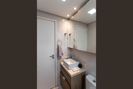 Apartamento à venda com 136m², 3 quartos e 4 vagasBanheiro da Suíte 1