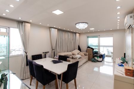 Apartamento à venda com 136m², 3 quartos e 4 vagasSala