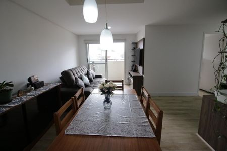 Sala de apartamento à venda com 3 quartos, 74m² em Jaguaribe, Osasco