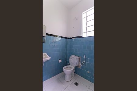 Apartamento à venda com 85m², 2 quartos e sem vaga Apartamento à venda com 85m², 2 quartos e sem vagaBanheiro