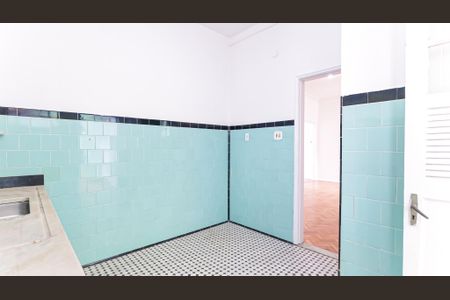 Apartamento à venda com 85m², 2 quartos e sem vaga Apartamento à venda com 85m², 2 quartos e sem vagaCozinha