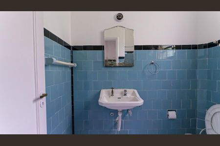 Apartamento à venda com 85m², 2 quartos e sem vaga Apartamento à venda com 85m², 2 quartos e sem vagaBanheiro