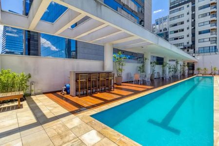 Apartamento à venda com 123m², 1 quarto e 1 vaga