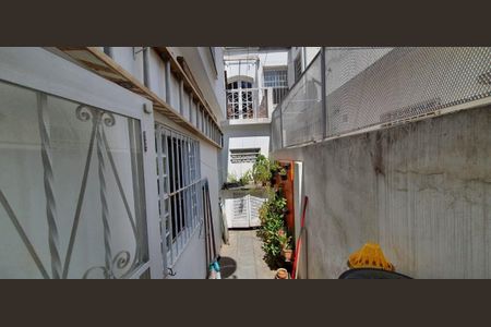 Casa à venda com 172m², 2 quartos e 1 vaga