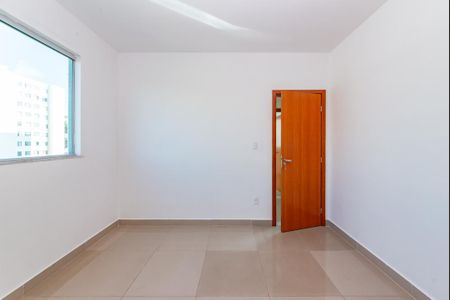 Apartamento para alugar com 69m², 2 quartos e 2 vagasSuíte