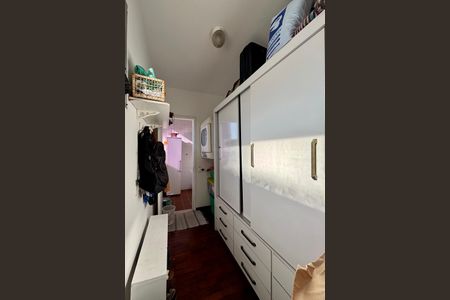 Apartamento à venda com 141m², 3 quartos e 2 vagasÁrea de serviço - suíte