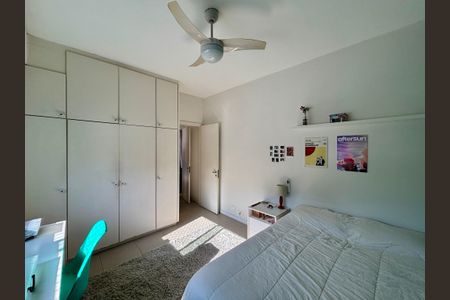 Apartamento à venda com 141m², 3 quartos e 2 vagasQuarto 2