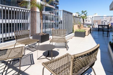 Studio para alugar com 24m², 1 quarto e sem vaga Studio para alugar com 24m², 1 quarto e sem vagaÁrea comum - Lareira