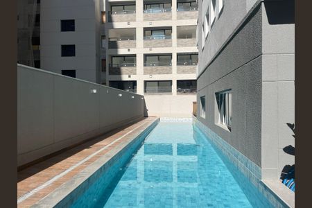 Studio para alugar com 27m², 1 quarto e sem vaga Studio para alugar com 27m², 1 quarto e sem vagaÁrea comum - Piscina