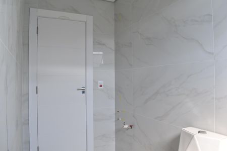 Casa de condomínio para alugar com 171m², 3 quartos e 2 vagasBanheiro da Suíte 1