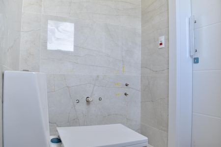 Casa de condomínio para alugar com 171m², 3 quartos e 2 vagasBanheiro da Suíte 3