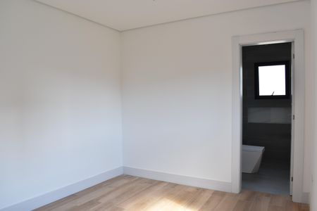 Casa de condomínio para alugar com 171m², 3 quartos e 2 vagasSuíte 2