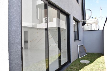 Casa de condomínio para alugar com 171m², 3 quartos e 2 vagasÁrea externa