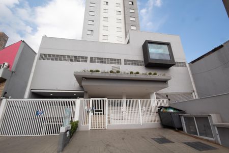 Apartamento para alugar com 32m², 1 quarto e 1 vaga Apartamento para alugar com 32m², 1 quarto e 1 vagaFachada