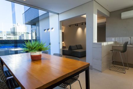 Apartamento à venda com 130m², 2 quartos e 2 vagasChurrasqueira