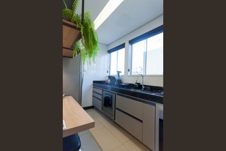 Apartamento à venda com 130m², 2 quartos e 2 vagasCozinha